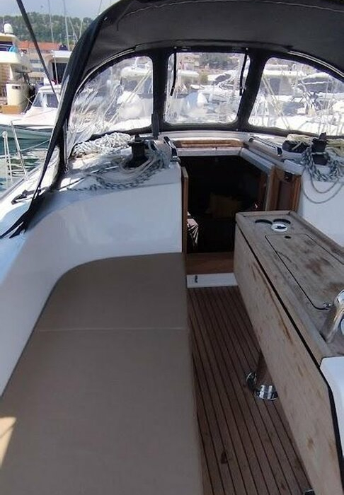 Mia | Bavaria Cruiser 37 photo 4