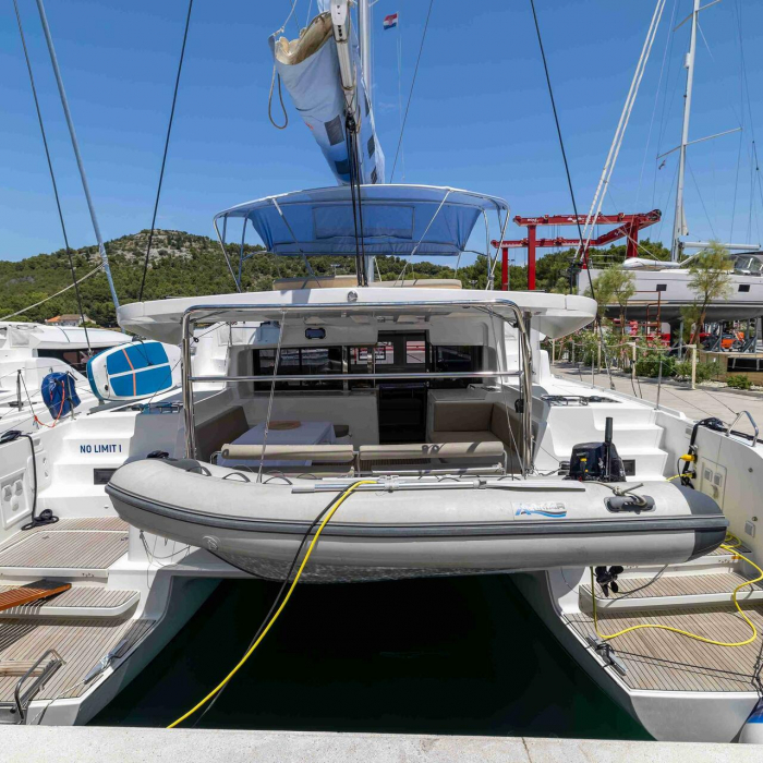 No Limit I | Lagoon 46 photo 22