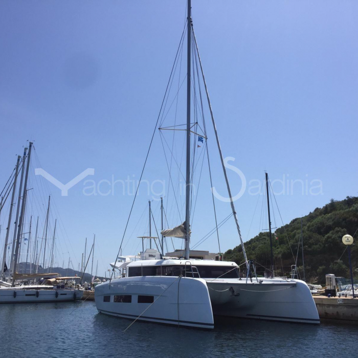 Argo | Dufour 48 Catamaran photo 3
