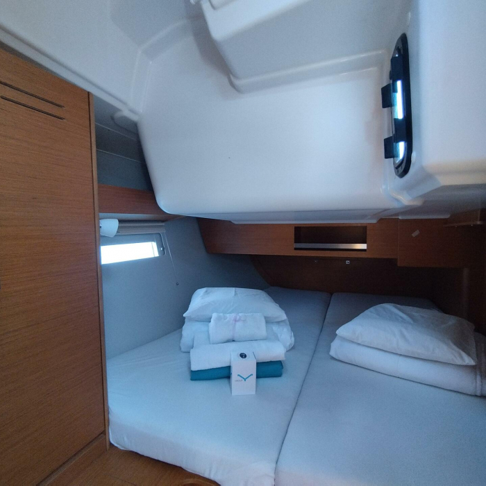 Yaya | Dufour 390 photo 38