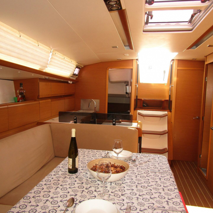 Mira | Sun Odyssey 439 photo 5