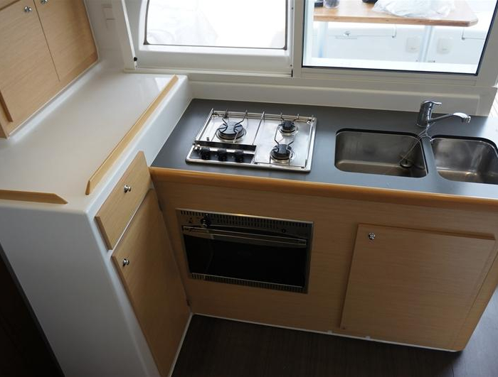 Dido | Lagoon 380 S2 photo 6