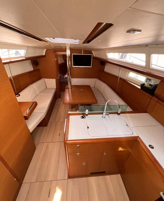 MoElli | Sun Odyssey 389 photo 8