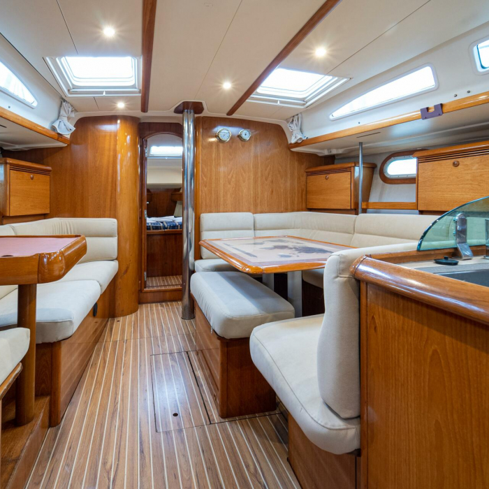 Tatanos | Sun Odyssey 43 photo 21