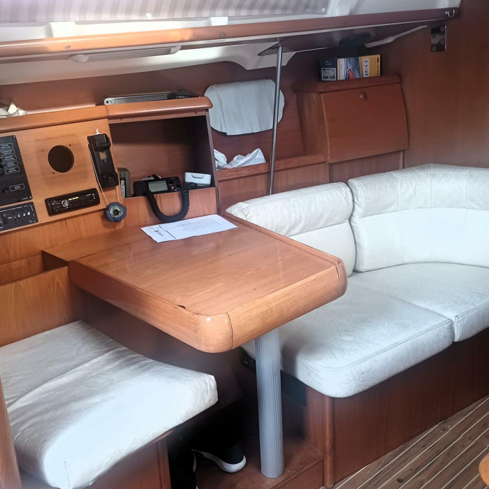 Evina | Sun Odyssey 40.3 photo 5