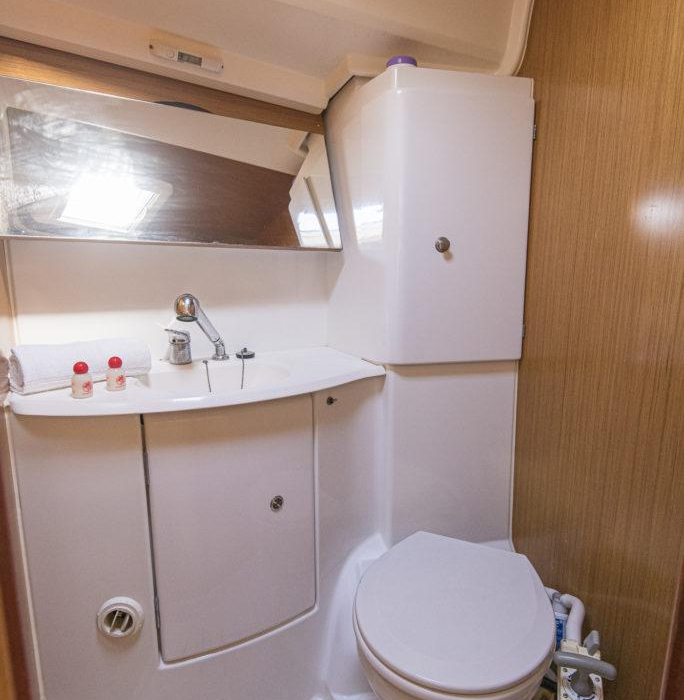 Benoit | Sun Odyssey 42 i photo 24