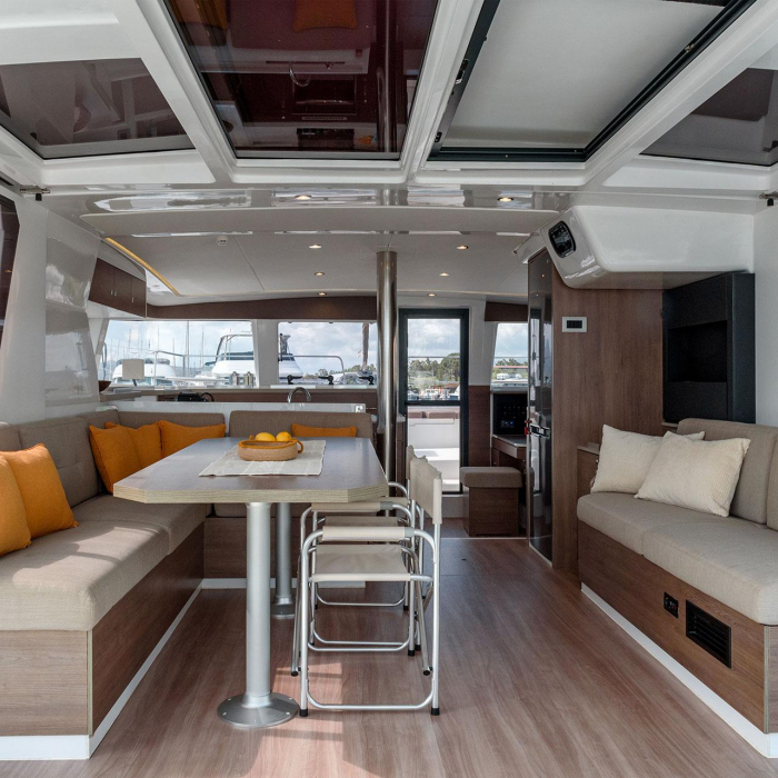 ORSA 5 - A/C, Generator, Water maker | Bali 4.2 photo 7