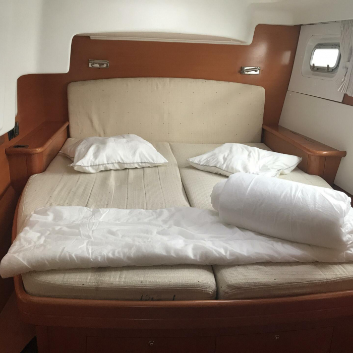 Isis | Lagoon 440 photo 9