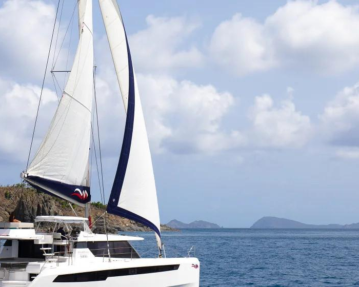  | Moorings 5000-6 photo 3