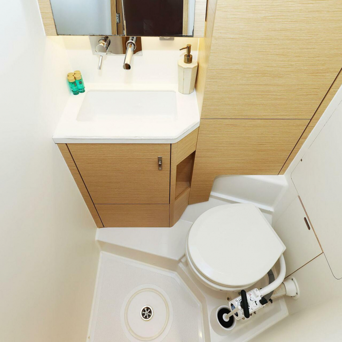 Amelie | Hanse 360 photo 14