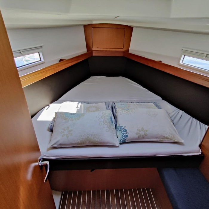 Atena | Bavaria Cruiser 37 photo 12
