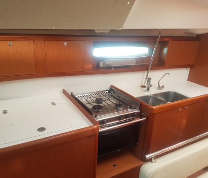 Myron | Oceanis 46 photo 4