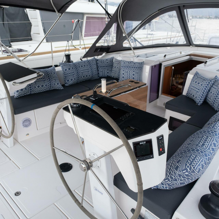 Arke | Bavaria C46 photo 6