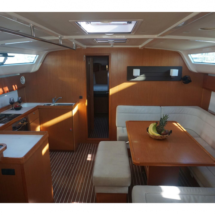 Lina | Bavaria cruiser 51 photo 7