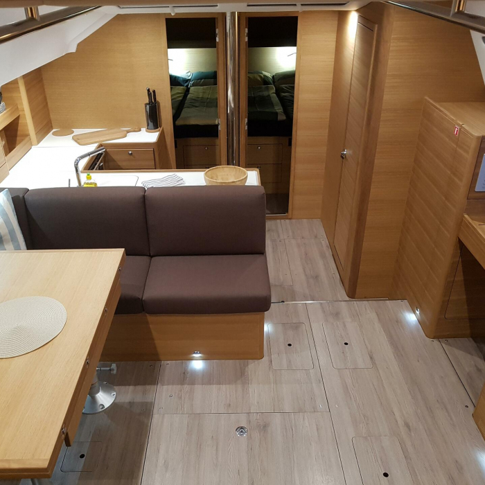 December | Elan Impression 50.1 photo 34