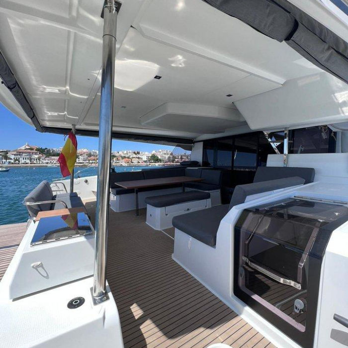 Le Grand Bogavant | Fountaine Pajot Aura 51 photo 8