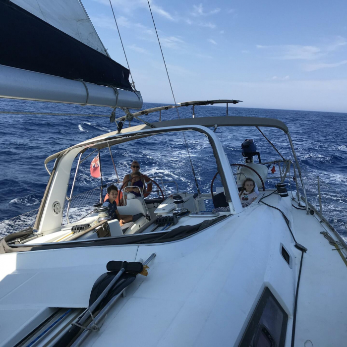 Darwin | Oceanis 50 photo 6