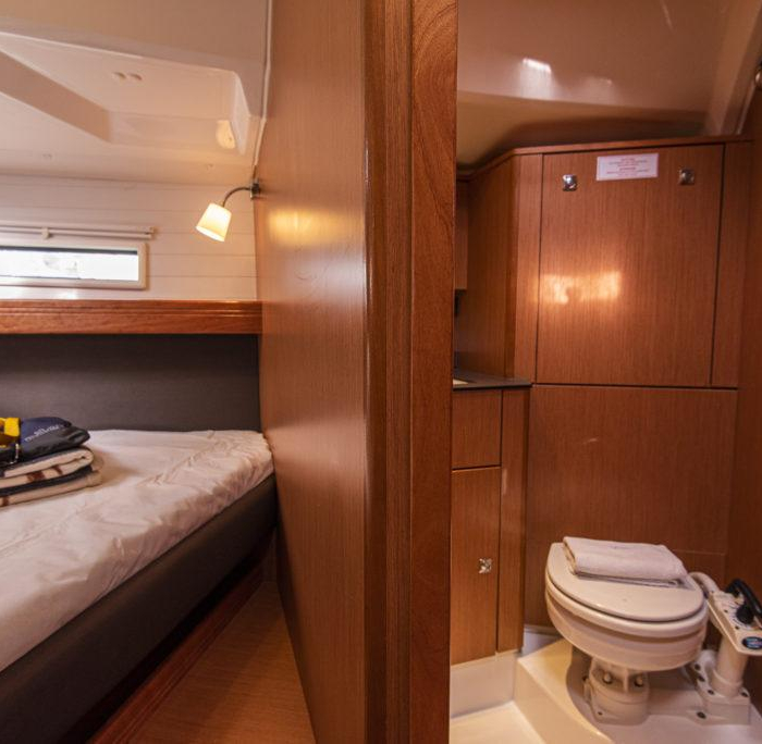 Libeccio | Bavaria Cruiser 41 photo 6