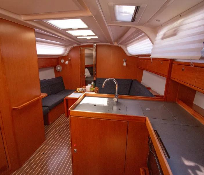 Eugenia | Bavaria 37 photo 2