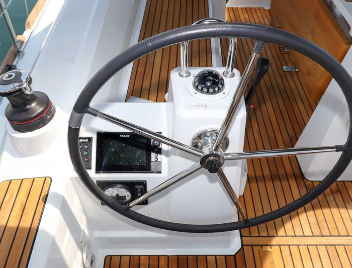 Aquarius | Oceanis 35.1 photo 7