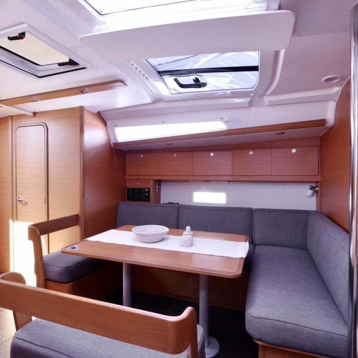 Noah - Water maker, Solar Panel | Dufour 430 photo 7