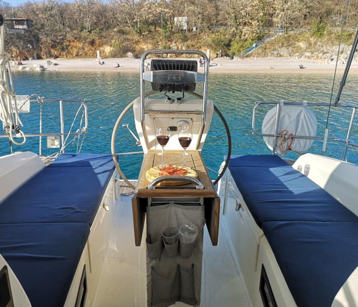 Tamra | Bavaria 36 photo 6