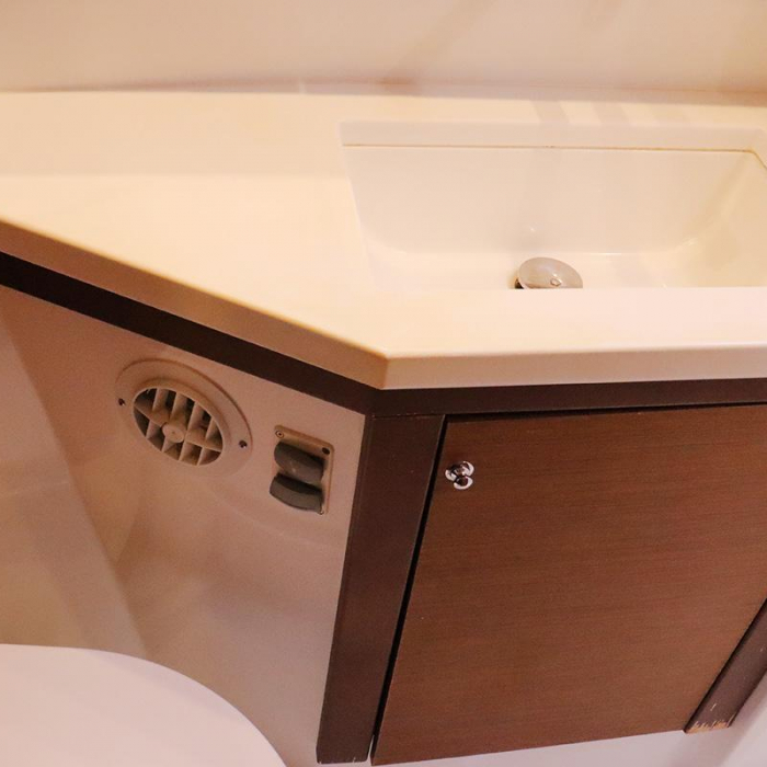 LIBERTAS DS (ex. Thor) | Lagoon 450 F photo 14