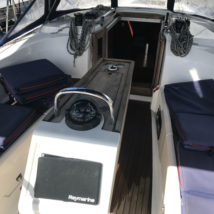 Pollux I | Bavaria Cr 34 photo 2