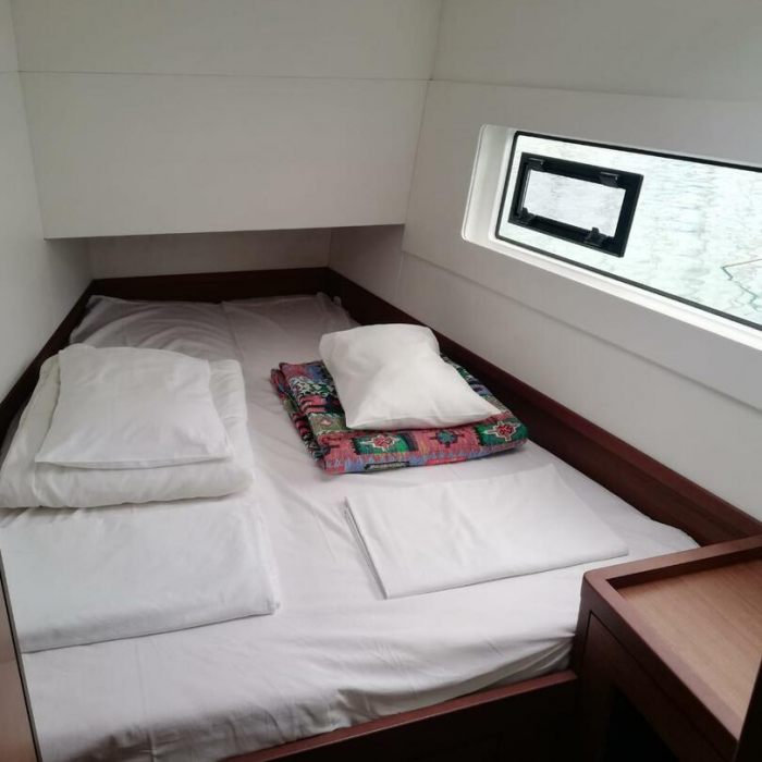 Adriana | Lagoon 40 photo 14