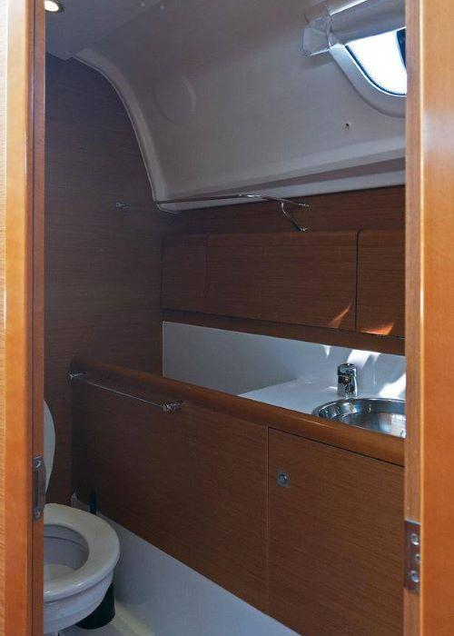 Kiki Kiss | Sun Odyssey 33i photo 7