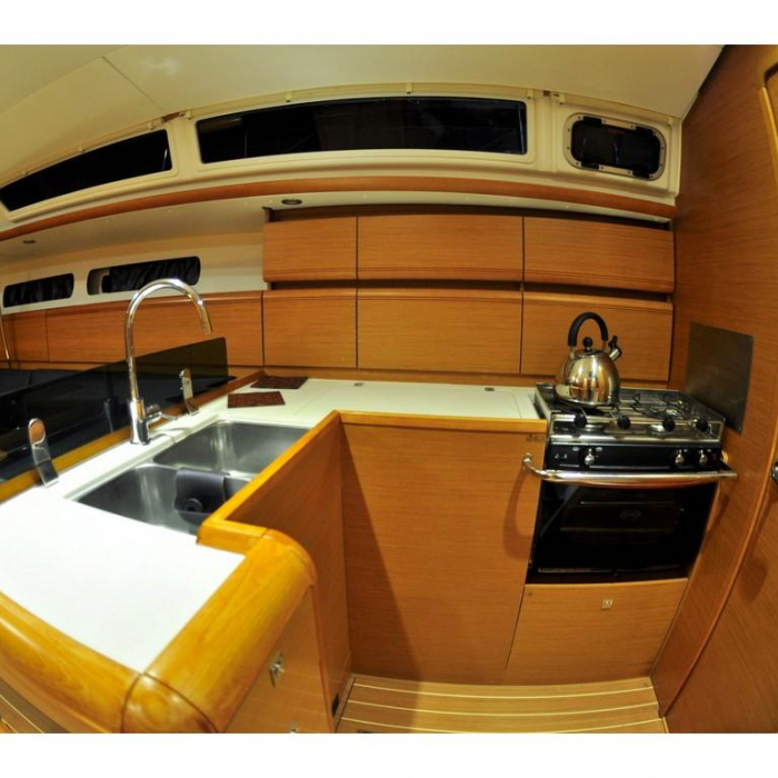 Aeriko | Sun Odyssey 439 photo 13