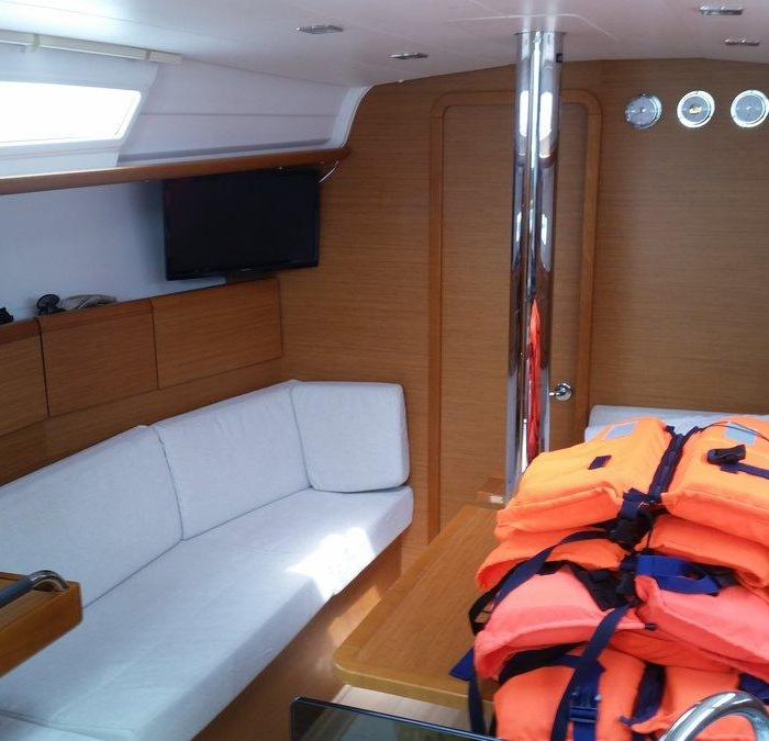 Orion | Sun Odyssey 379 photo 8