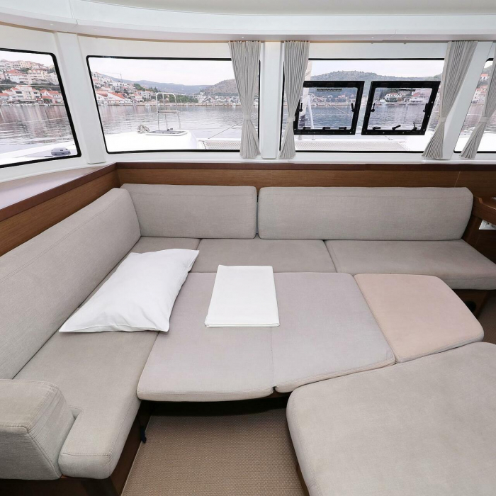 Air Wave | Lagoon 42 photo 10