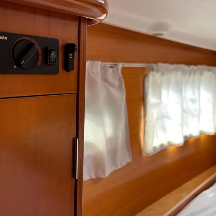 Relax | Lagoon 380 S2 photo 49