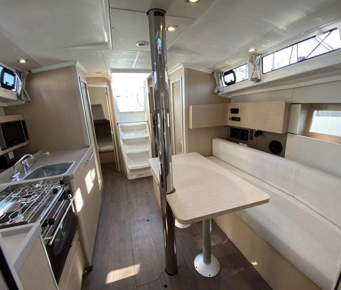 Maximus | Oceanis 38.1 photo 19