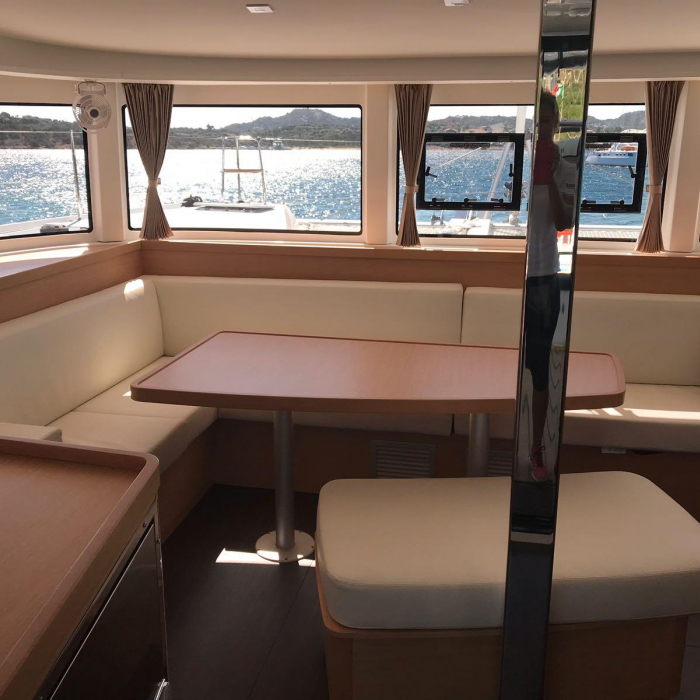 Copernicus (STV) | Lagoon 42 photo 2