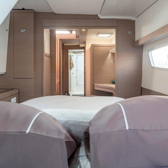 Barnacle | Fountaine Pajot Isla 40 photo 28