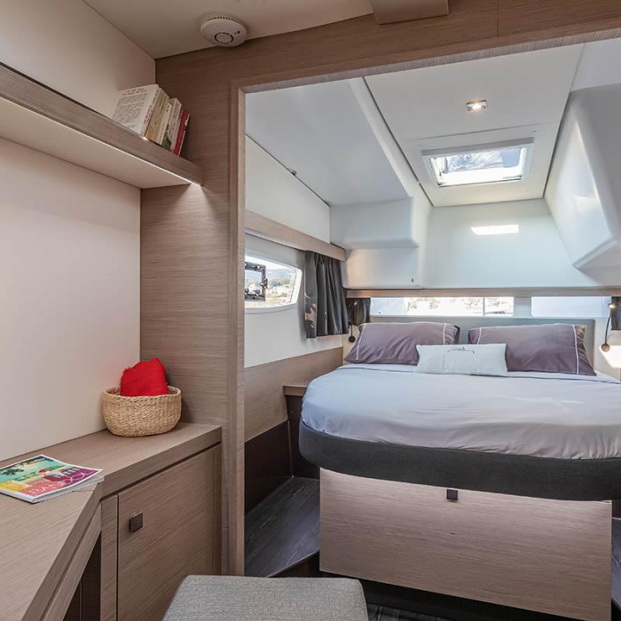 Barnacle | Fountaine Pajot Isla 40 photo 27