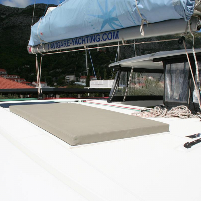 Mola Mola | Lagoon 42 photo 1