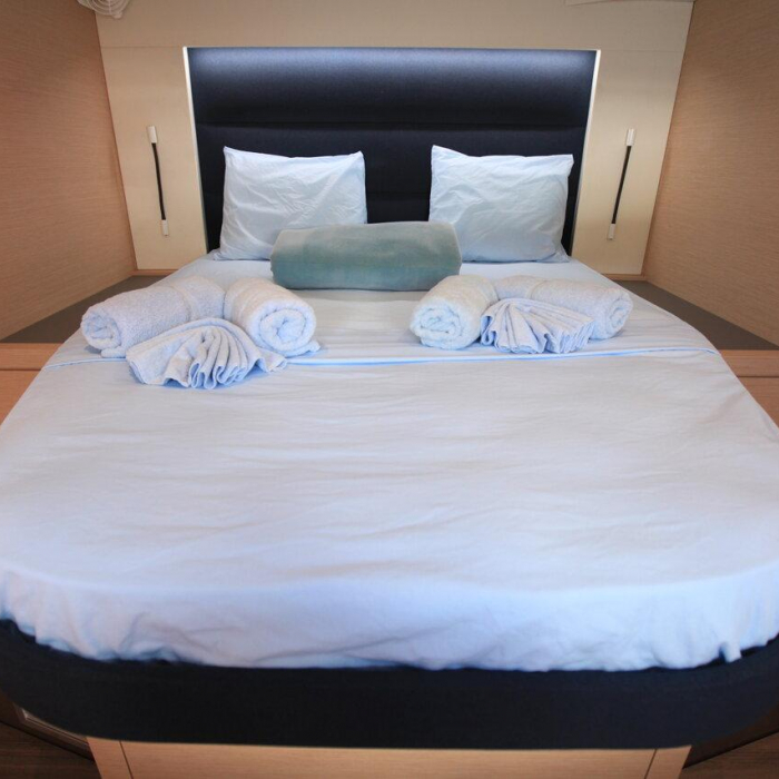 Three Sheets | Fountaine Pajot Saona 47 Quintet photo 11