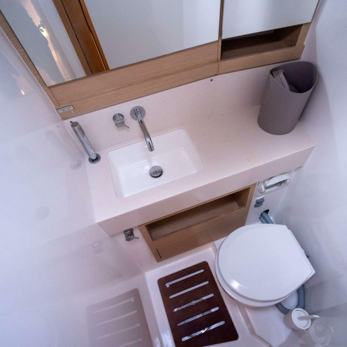 Megalodonte | Dufour 470 photo 4