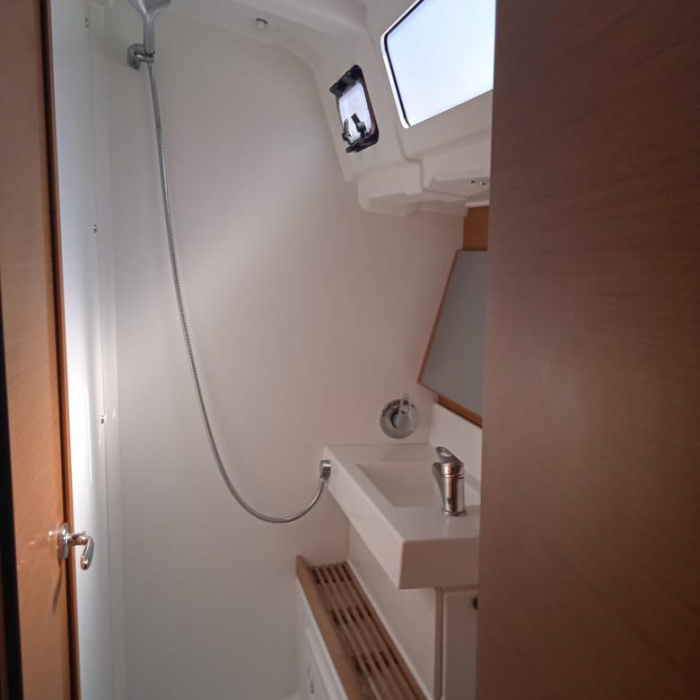 Anna smile | Sun Odyssey 490 photo 18