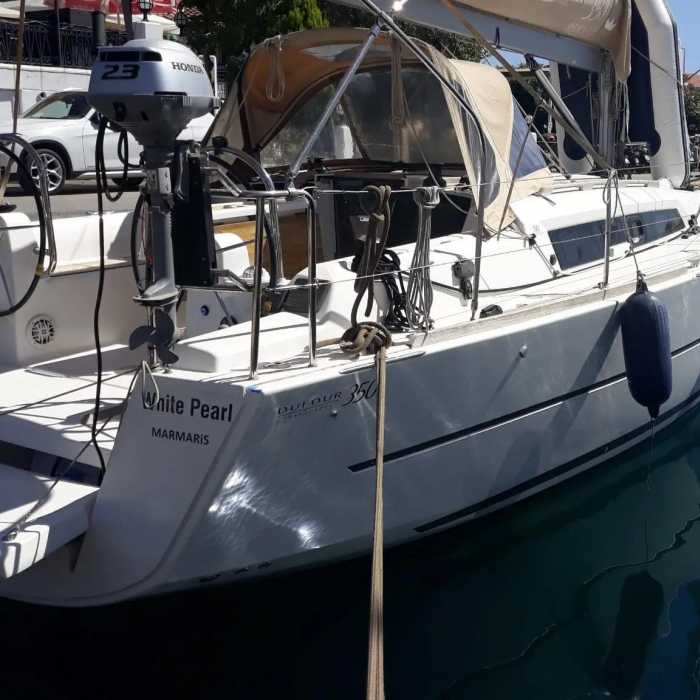 White Pearl | Dufour 350 Grand Large photo 1