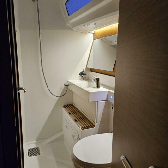 Virginia | Sun Odyssey 440 photo 6