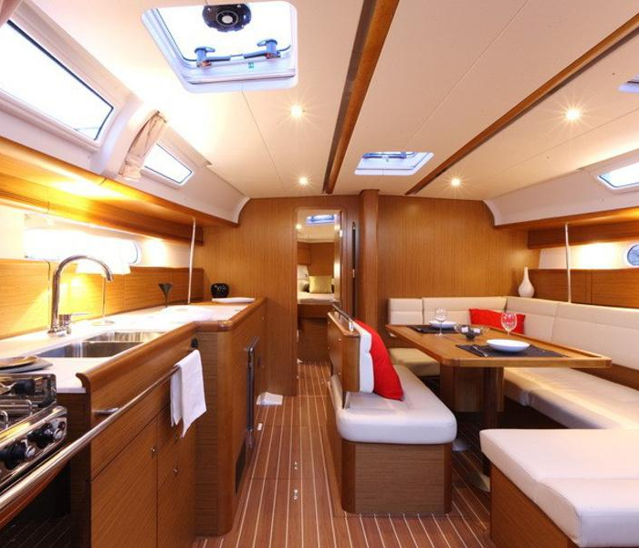 Capella II | Sun Odyssey 44i photo 3