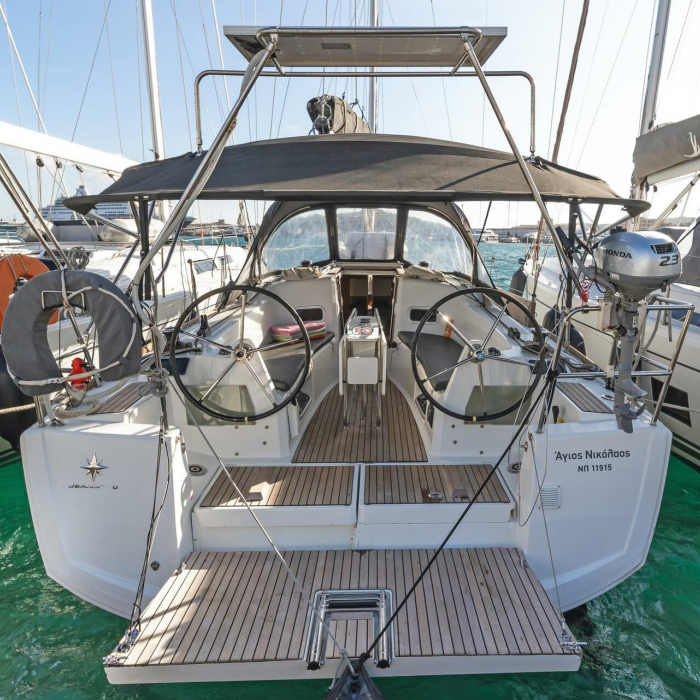 Agios Nikolaos | Sun Odyssey 349 photo 2