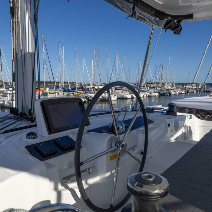 Cari | Lagoon 46 photo 6