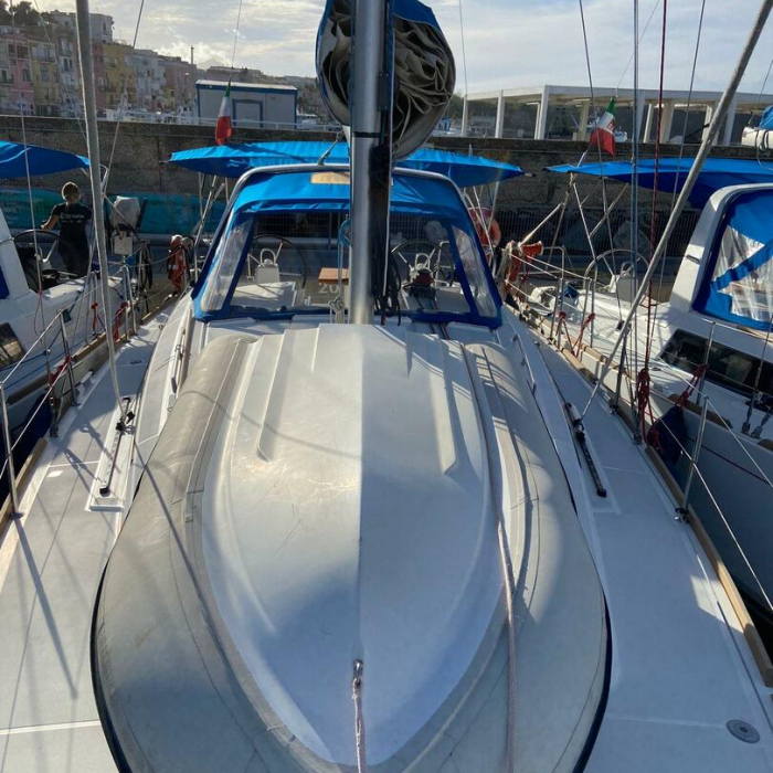 Caroline | Oceanis 38 photo 3