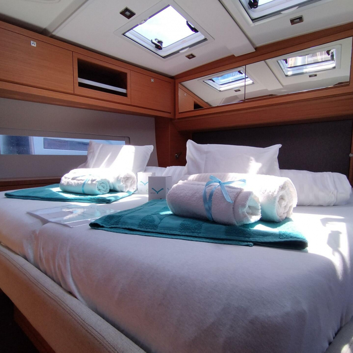 Euphoria | Dufour 470 Owner's version photo 17