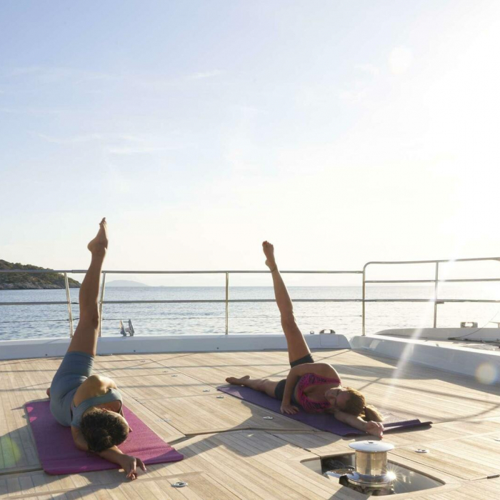 CRAZY HORSE | Lagoon 78 photo 4